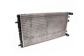 Radiator - CR 477 001S - Behr