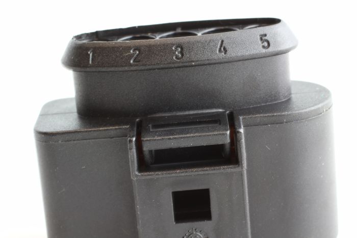 5 Pin Electrical Connector - 4D0973725
