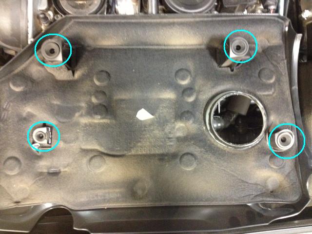 2.0t TSI PCV Valve Assembly 06H103495AH
