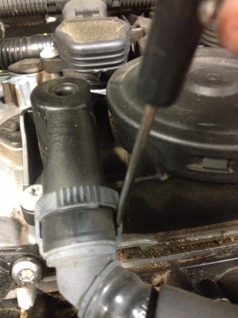 2.0t TSI PCV Valve Assembly 06H103495AH