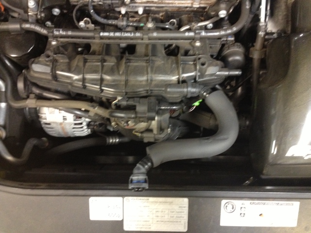 2.0t TSI PCV Valve Assembly 06H103495AH