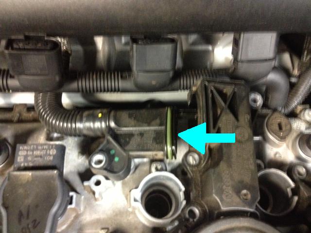 2.0t TSI PCV Valve Assembly 06H103495AH
